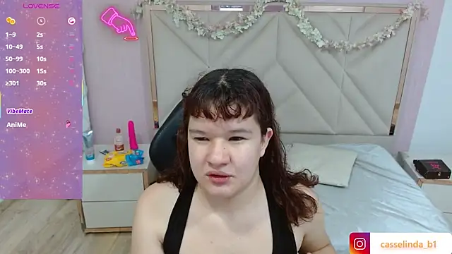 Snapshot of LUAR_TAY chatting on 01/09/26, 11:35 LUAR TAY online show from 01/09/26, 11:35