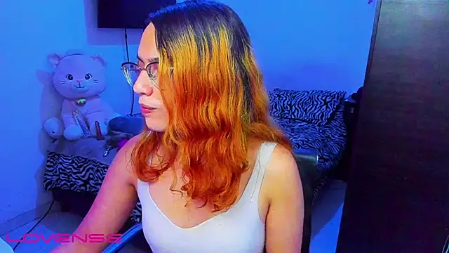 Snapshot of lillykittyyy chatting on 01/13/26, 09:42 lillykittyyy online show from 01/13/26, 09:42