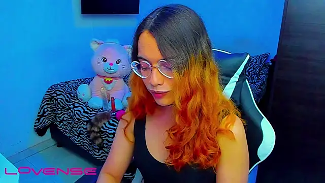 lillykittyyy online show from 04/26/26, 03:26