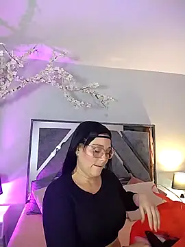 Astrid williams online show from 03/11/26, 02:28