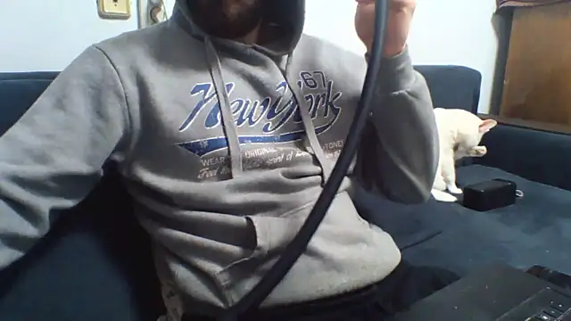 Snapshot of KaelNox chatting on 05/05/26, 03:31 KaelNox online show from 05/05/26, 03:31