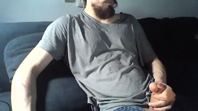 Snapshot of KaelNox chatting on 05/24/26, 04:01 KaelNox online show from 05/24/26, 04:01