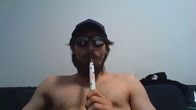 Snapshot of KaelNox chatting on 06/15/26, 08:22 KaelNox online show from 06/15/26, 08:22