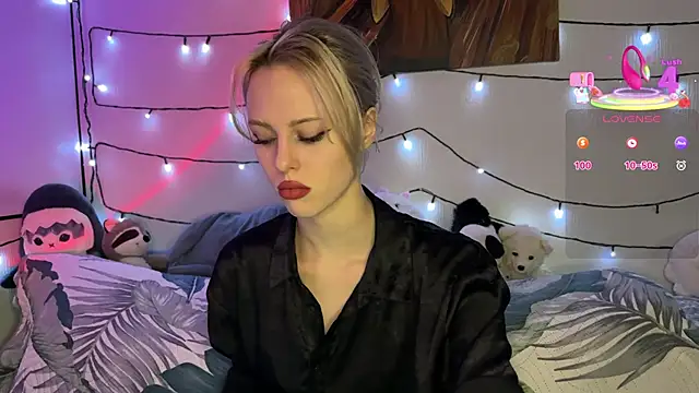 Snapshot of stillsweety chatting on 03/11/26, 04:35 stillsweety online show from 03/11/26, 04:35