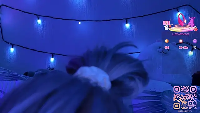 Snapshot of stillsweety chatting on 03/26/26, 12:17 stillsweety online show from 03/26/26, 12:17