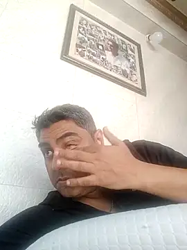 Snapshot of hardnhornybull chatting on 03/01/26, 10:17 hardnhornybull online show from 03/01/26, 10:17