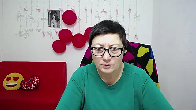 Snapshot of EmilyL0ve chatting on 01/15/26, 06:11 EmilyL0ve online show from 01/15/26, 06:11