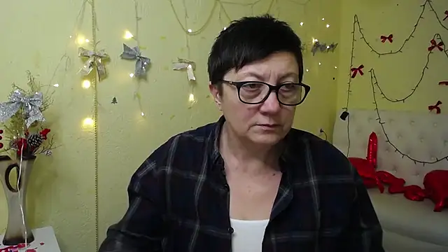 EmilyL0ve online show from 01/18/26, 06:01