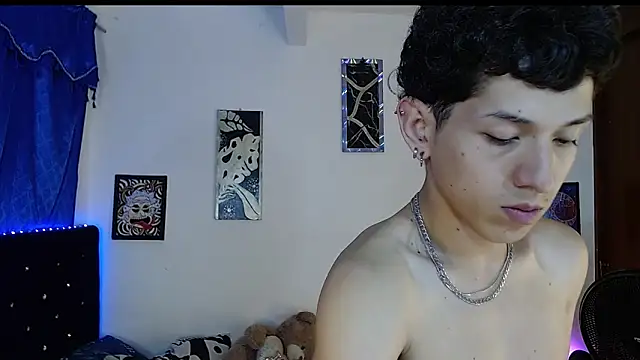 Snapshot of yorsamm_smit chatting on 02/28/26, 04:57 yorsamm smit online show from 02/28/26, 04:57