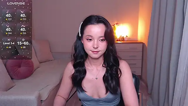 Snapshot of lia_hetty chatting on 03/14/25, 07:12 lia hetty online show from 03/14/25, 07:12