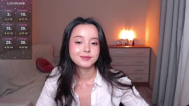 Snapshot of lia_hetty chatting on 09/13/25, 05:24 lia hetty online show from 09/13/25, 05:24