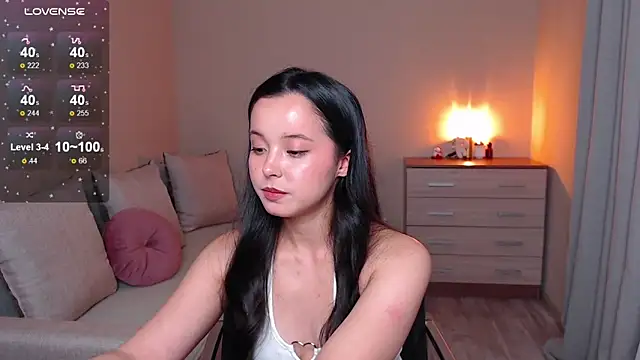 Snapshot of lia_hetty chatting on 09/24/25, 03:48 lia hetty online show from 09/24/25, 03:48