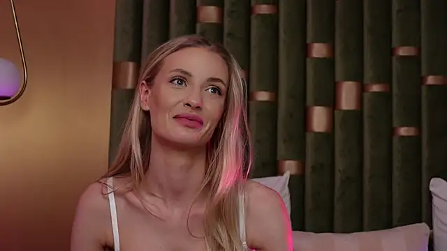 AmeliaAngel online show from 02/02/25, 08:57