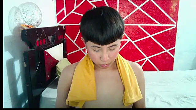 Snapshot of DIDIER_777 chatting on 02/05/26, 08:35 DIDIER 777 online show from 02/05/26, 08:35