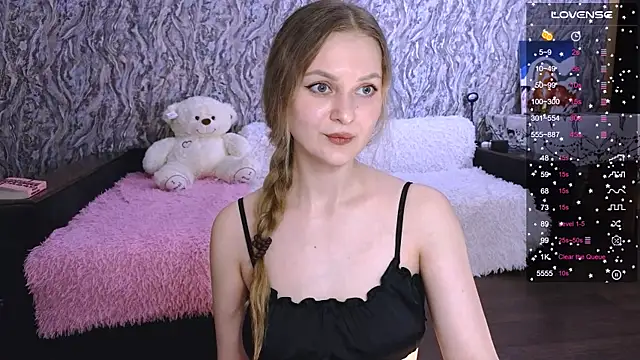 Chloe muar online show from 03/20/26, 04:01