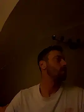 Snapshot of SwAnCHo chatting on 01/12/26, 12:49 SwAnCHo online show from 01/12/26, 12:49