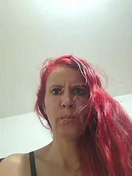 cintia love online show from 04/15/26, 09:59