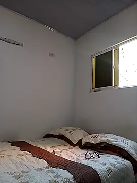 IIv0ryN0IIReX-XX online show from 02/12/26, 02:23