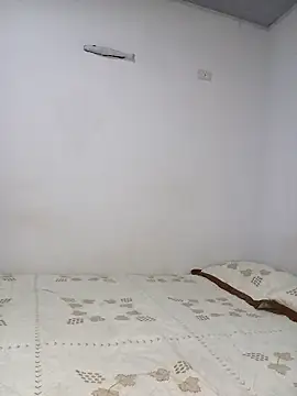 IIv0ryN0IIReX-XX online show from 03/08/26, 12:42