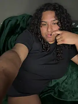 Snapshot of Angeliccreamyrican chatting on 04/19/26, 10:45 Angeliccreamyrican online show from 04/19/26, 10:45