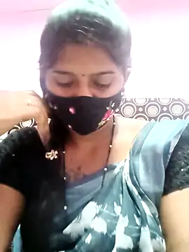 Tamil Hot Anu online show from 04/28/26, 12:42