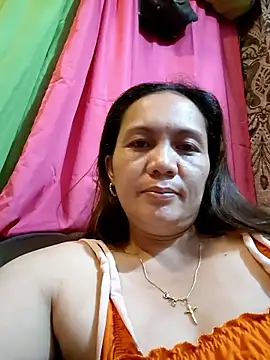 Snapshot of prettymomma24xx chatting on 01/09/26, 01:47 prettymomma24xx online show from 01/09/26, 01:47