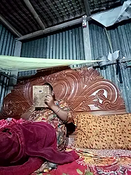 Snapshot of Hot-headed chatting on 02/27/26, 04:18 Hot-headed online show from 02/27/26, 04:18