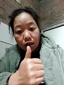 Snapshot of donaaa2 chatting on 02/13/26, 01:12 donaaa2 online show from 02/13/26, 01:12