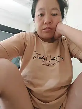Snapshot of donaaa2 chatting on 05/15/26, 06:20 donaaa2 online show from 05/15/26, 06:20