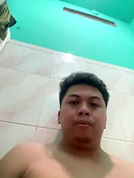 uyyumm online show from 01/11/26, 04:39