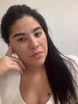 kahraujo online show from 04/10/26, 08:35