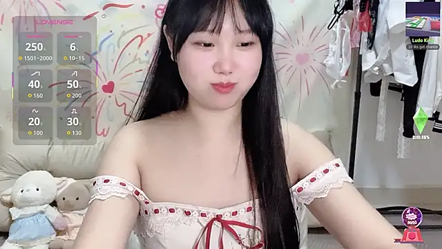 xiaoguai99 online show from 06/15/26, 12:29