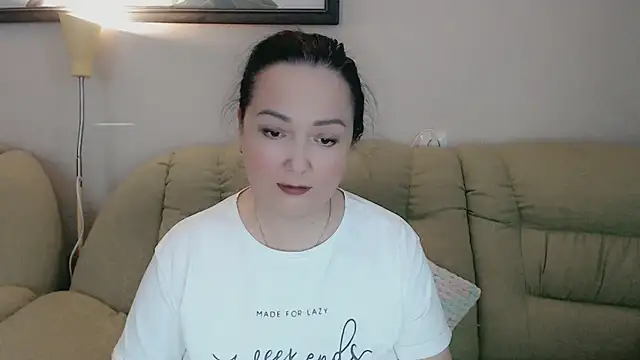 infinity loveliness online show from 12/19/25, 07:15