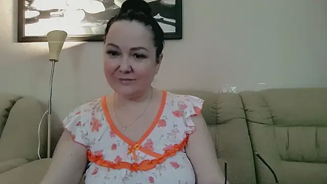 infinity loveliness online show from 04/10/26, 06:51