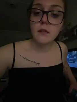 DaisyBaizee online show from 06/01/26, 12:01