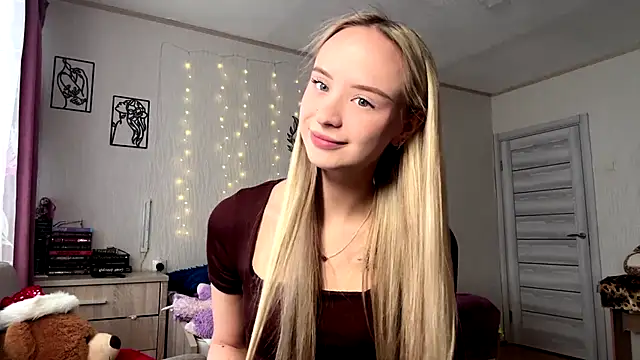 LatashiaOrcutt online show from 01/08/26, 08:49