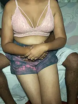 J-hens90 online show from 04/15/26, 06:04