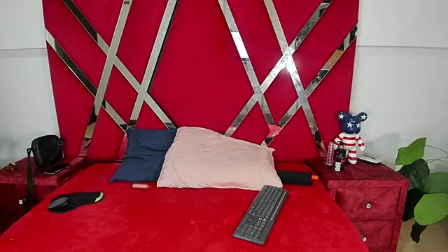 aishaxht online show from 03/15/26, 09:43