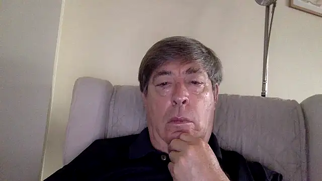 Snapshot of alfredo10011 chatting on 06/23/26, 10:46 alfredo10011 online show from 06/23/26, 10:46