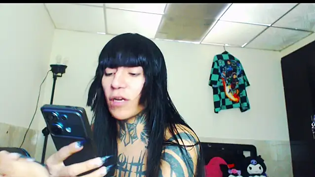 Snapshot of jazmin_wolf chatting on 02/02/26, 05:00 jazmin wolf online show from 02/02/26, 05:00