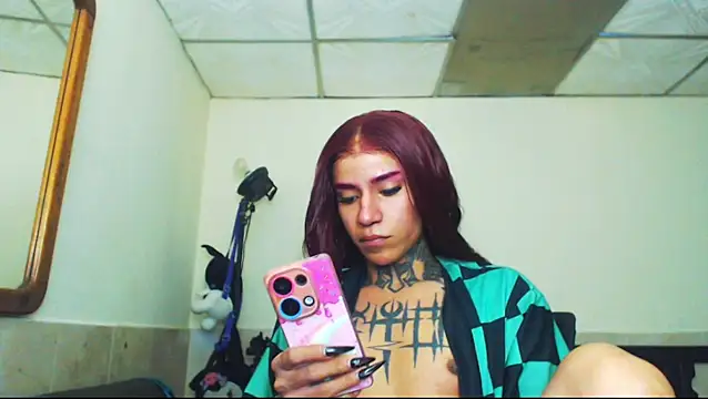 Snapshot of jazmin_wolf chatting on 04/24/26, 11:01 jazmin wolf online show from 04/24/26, 11:01