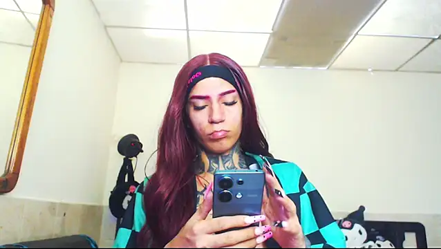 Snapshot of jazmin_wolf chatting on 05/11/26, 01:17 jazmin wolf online show from 05/11/26, 01:17