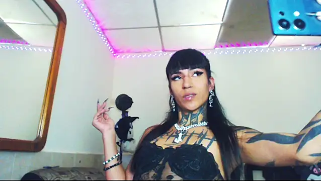 Snapshot of jazmin_wolf chatting on 07/01/26, 05:45 jazmin wolf online show from 07/01/26, 05:45