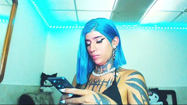 Snapshot of jazmin_wolf chatting on 07/14/26, 04:45 jazmin wolf online show from 07/14/26, 04:45