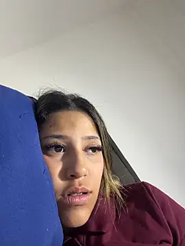 vicky bass  online show from 05/06/26, 01:14