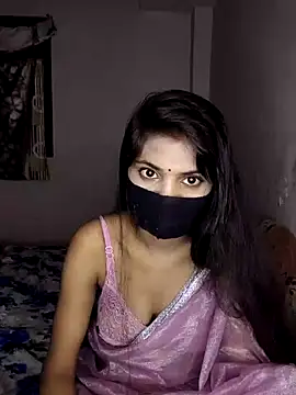 Snapshot of rani_coupleee chatting on 05/03/26, 04:35 rani coupleee online show from 05/03/26, 04:35