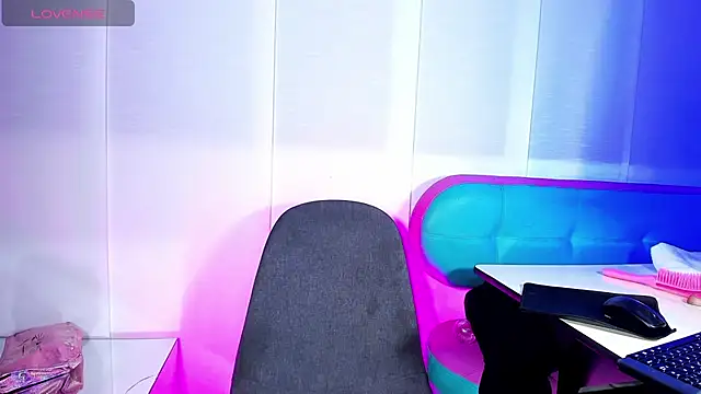 Sue blue online show from 03/12/26, 02:07