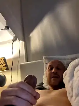 parish7196 online show from 04/28/26, 10:04