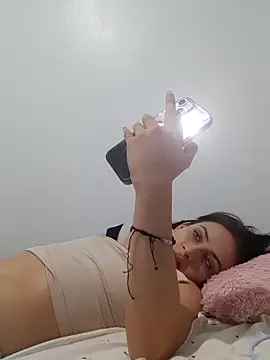 Snapshot of diosa_cristal_ chatting on 02/20/26, 04:31 diosa cristal online show from 02/20/26, 04:31