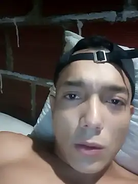 Tayzon09 online show from 01/18/26, 11:41